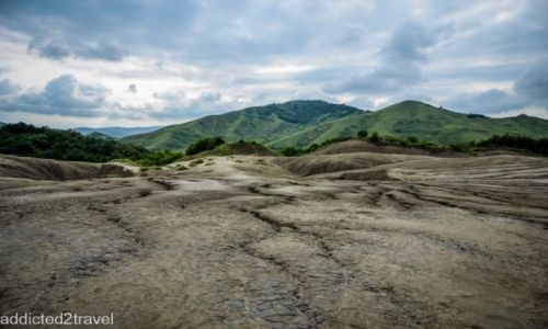 RUMUNIA / Buzau / Noirisi / Botne wulkany