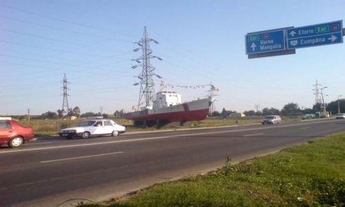 Zdjęcie RUMUNIA / Mangalia / Mangalia / W drodze do Mangali - na rowerkach :)
