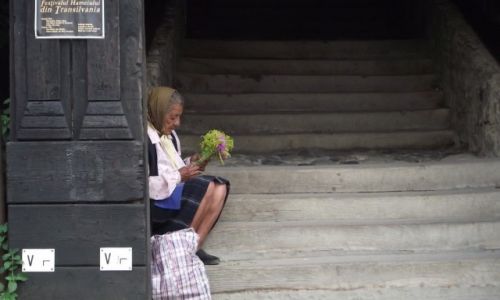 Zdjecie RUMUNIA / Transylwania / Sighisoara / Kwiaciarka