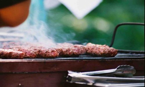 Zdjcie RUMUNIA / Bukowina / Suczawa / Mici na grillu