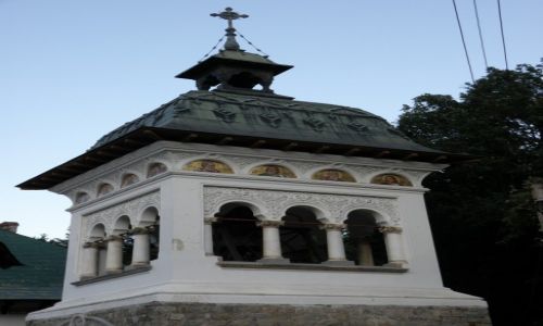 Zdjcie RUMUNIA / PRAHOVA  / SINAIA  / MONASTYR