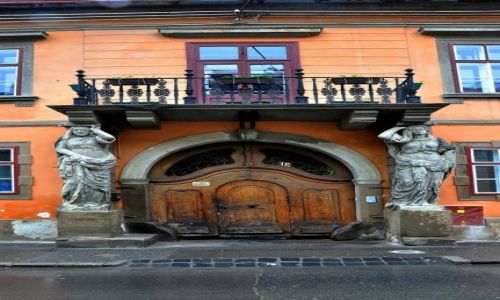 Zdjcie RUMUNIA / Okrg Sybin / Sibiu / Kariatydy
