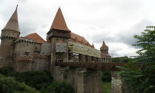 Zdjęcie RUMUNIA / HUNEDOARA  / HUNEDOARA  / ZAMEK