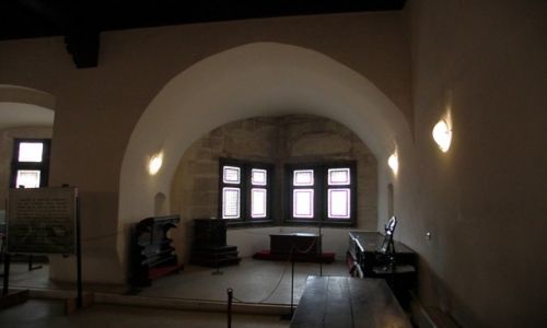 Zdjęcie RUMUNIA / HUNEDOARA  / HUNEDOARA  / ZAMEK