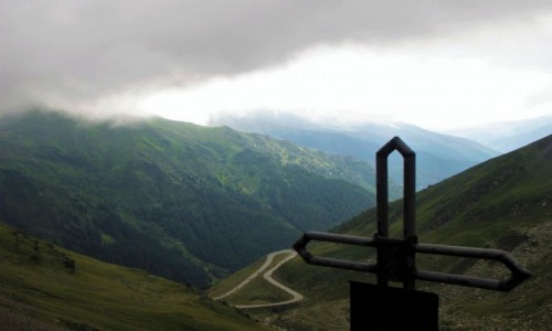 Zdjcie RUMUNIA / Transylwania / Droga Transfogarska / Panorama z krzyem