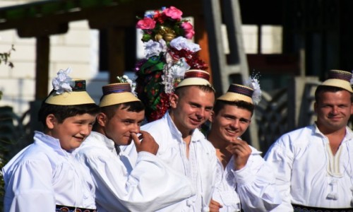 Zdjcie RUMUNIA / Maramuresz / Budesti / Wesele na Maramureszu