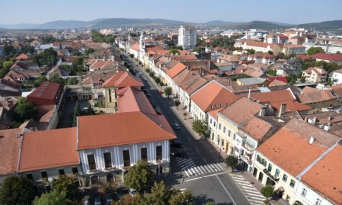 Zdjecie RUMUNIA / Maramuresz / Rynek Starego miasta w Bystrzycy / Widok na Bystrzyc z wiey kocioa