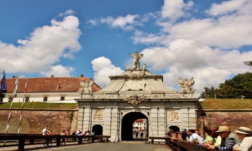 Zdjęcie RUMUNIA / Siedmiogród / Alba Iulia / Brama wschodnia twierdzy Alba Carolina