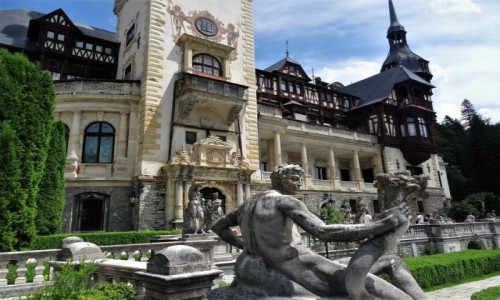 Zdjęcie RUMUNIA / Góry Bucegi / Sinaia / Ogrody pałacu królewskiego Peles