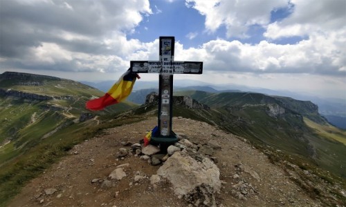 Zdjcie RUMUNIA / karpaty / cabana omu / pikno samo w sobie...