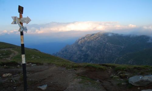 Zdjecie RUMUNIA / Transylwania / Góry BUCEGI / Drogowskaz