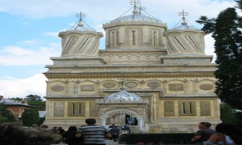 Zdjecie RUMUNIA / Transylwania / Curtrea de Arges / Przyklasztorny sobór mistrza Manole