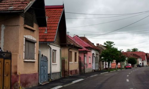 Zdjcie RUMUNIA / - / Rasnov / Szereg domkw