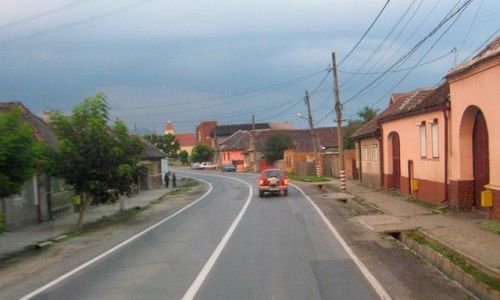 Zdjęcie RUMUNIA / Transylwania / okolice Alba Julia / wioski i miasteczka Siedniogrodu