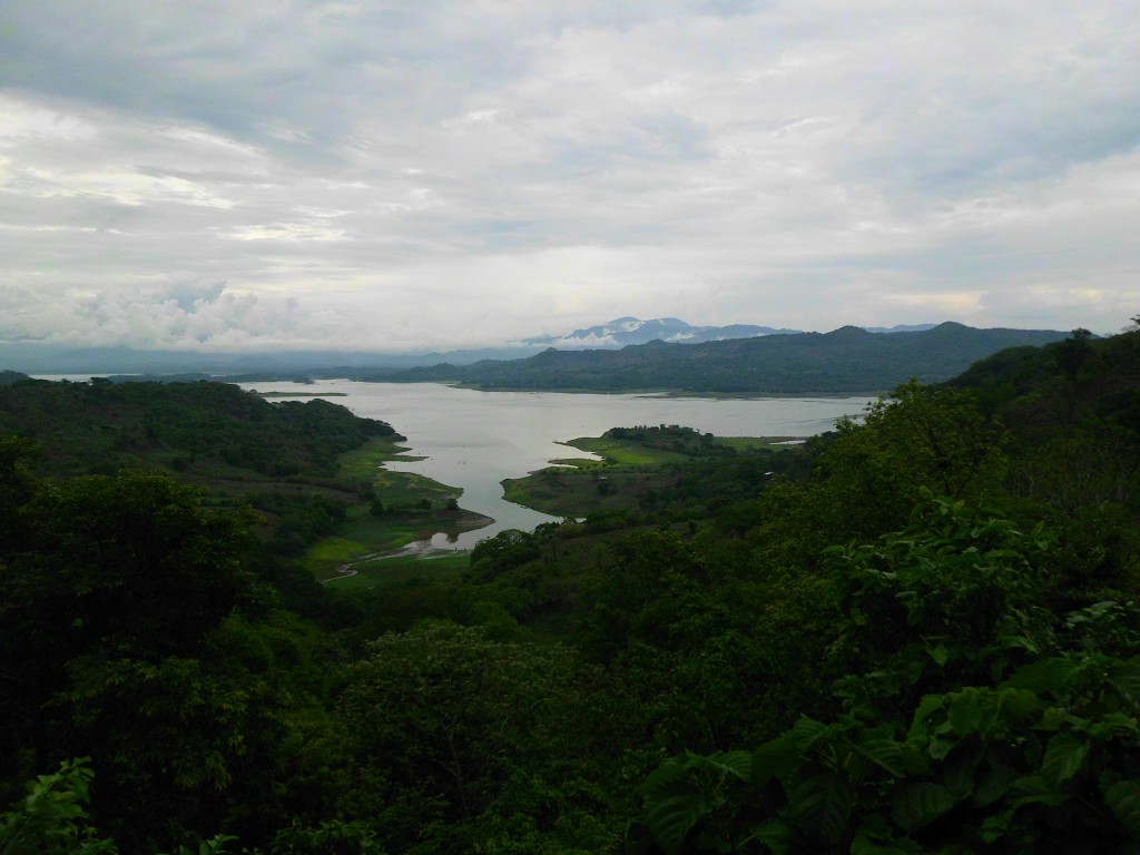 Zdjęcia: Lago Suchitlan, Suchitoto, Po deszczu., SALWADOR Zdjęcia: Lago Suchitlan, Suchitoto, Po deszczu., SALWADOR