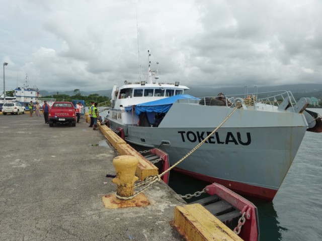 Zdj cia: Apia, Upolu, Mv Tokelau, SAMOA Zdj cia: Apia, Upolu, Mv Tokelau, SAMOA