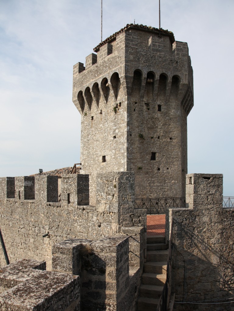 Zdjęcia: Mount Titano, San Marino, Prima Torre , SAN MARINO Zdjęcia: Mount Titano, San Marino, Prima Torre , SAN MARINO