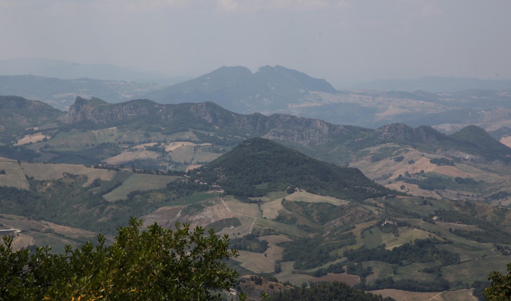 Zdjęcia: Mount Titano, San Marino, Pagórkowata okolica, SAN MARINO Zdjęcia: Mount Titano, San Marino, Pagórkowata okolica, SAN MARINO