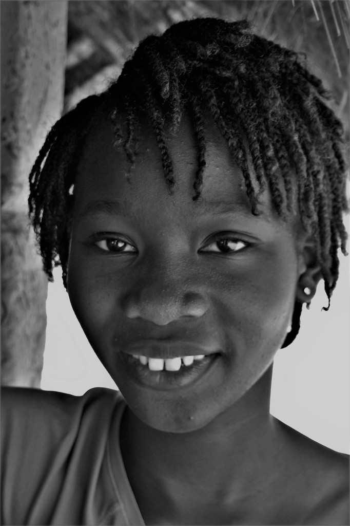 Zdjęcia: Kolda, Południowy wschód Senegalu, Senegalka, SENEGAL Zdjęcia: Kolda, Południowy wschód Senegalu, Senegalka, SENEGAL