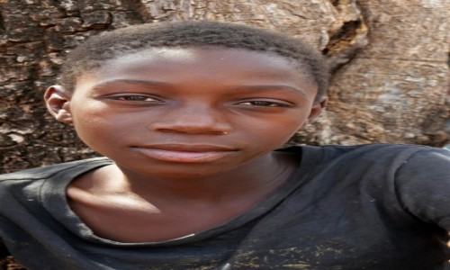 Zdjcie SENEGAL / Poudniowy wschd Senegalu / Wioska Bassari / Dziecko ludu  Bassari