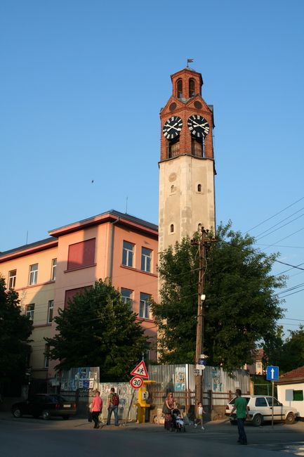 Zdjęcia: Prisztina, Kosowo, Wieża zegarowa, SERBIA Zdjęcia: Prisztina, Kosowo, Wieża zegarowa, SERBIA