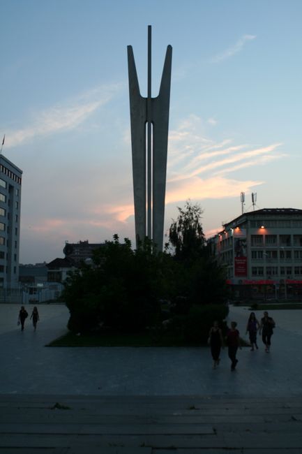 Zdjęcia: Prisztina, Kosowo, Serbska pamiątka, SERBIA Zdjęcia: Prisztina, Kosowo, Serbska pamiątka, SERBIA