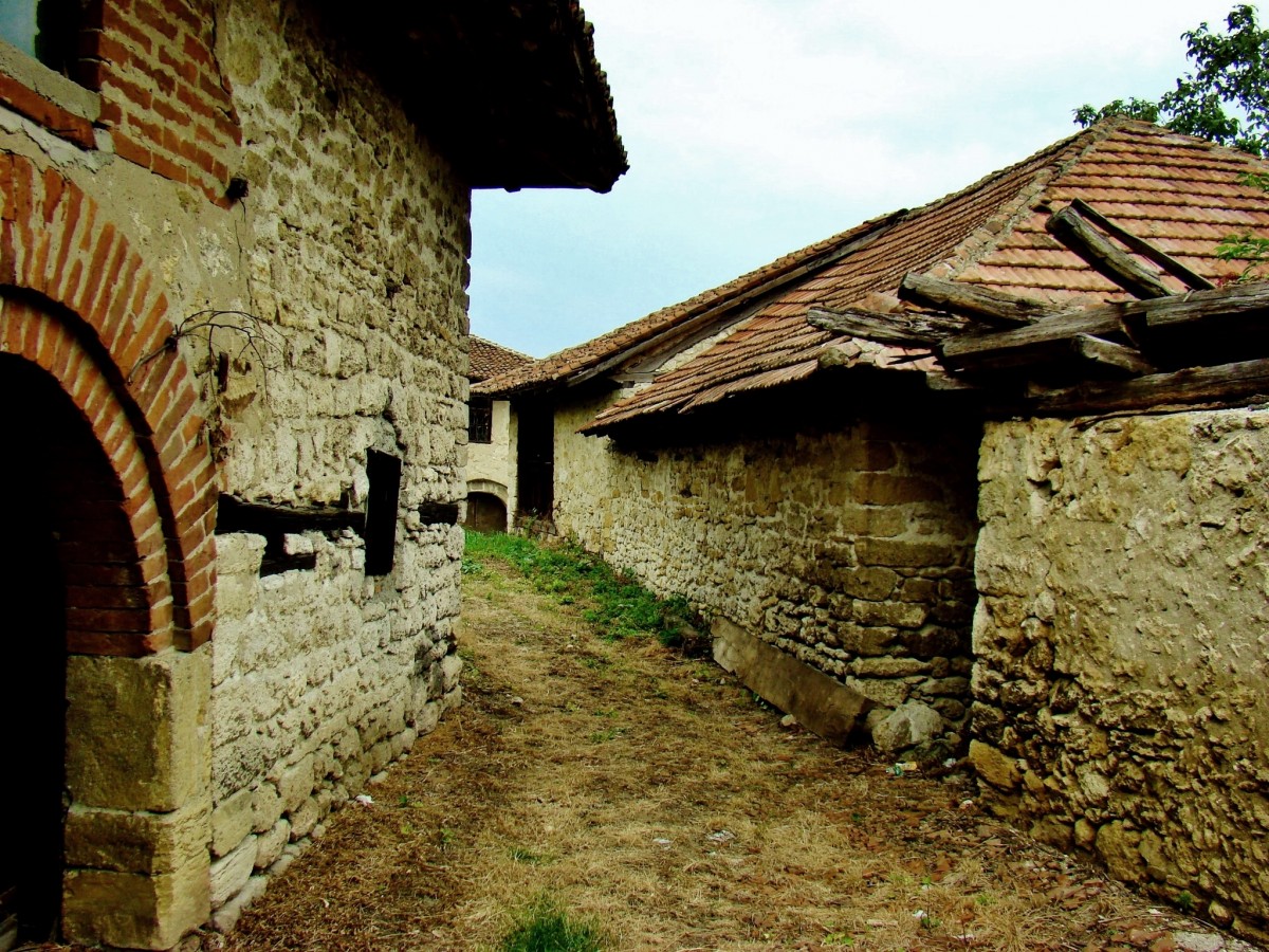 Zdjęcia: Rajacke Pivnice, Rajac, Rajacke Pivnice-tu leżakuje najlepsze serbskie wino, SERBIA Zdjęcia: Rajacke Pivnice, Rajac, Rajacke Pivnice-tu leżakuje najlepsze serbskie wino, SERBIA