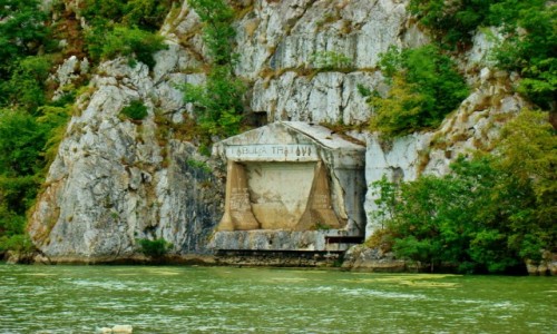 Zdj�cie SERBIA / - / Serbia,Dunaj / Prze�om Dunaju-tablica Trajana