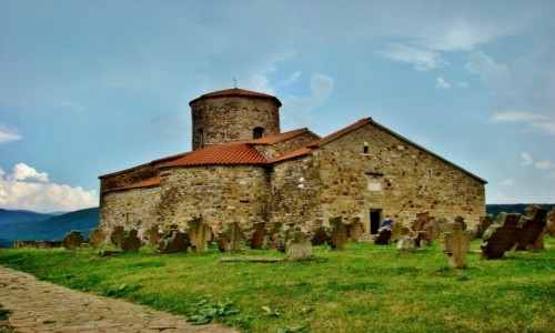 Zdjcie SERBIA / pd.-zach.Serbia,okrg Raska / Novi Pazar / Novi Pazar-cerkiew w.Piotra i Pawa z IX wieku