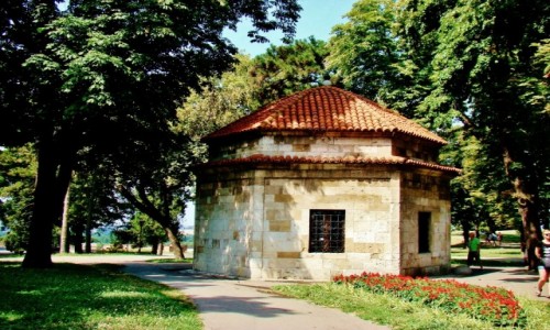 Zdjcie SERBIA / - / Belgrad / Belgrad-grobowiec Damata Ali Paszy z XVIII wieku w twierdzy Kalemegdan