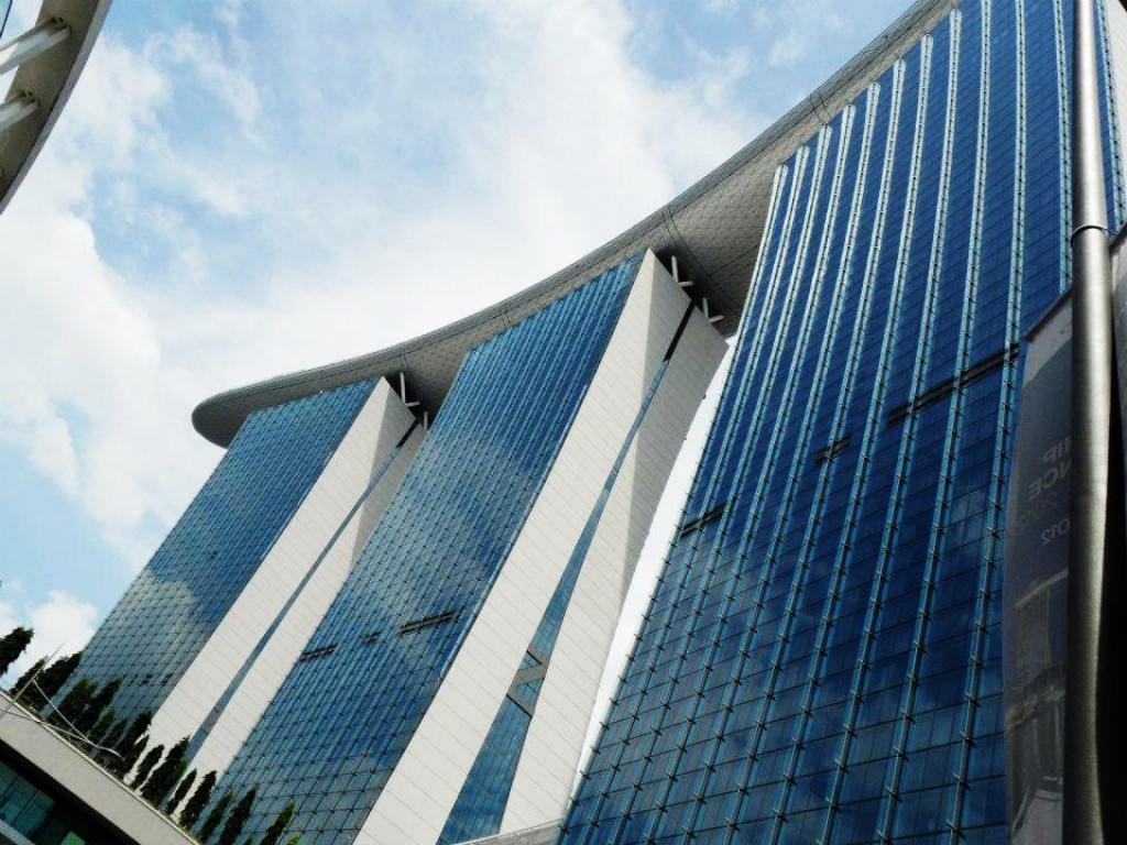 Zdjęcia: Singapur, Singapur, Statki na niebie, SINGAPUR Zdjęcia: Singapur, Singapur, Statki na niebie, SINGAPUR