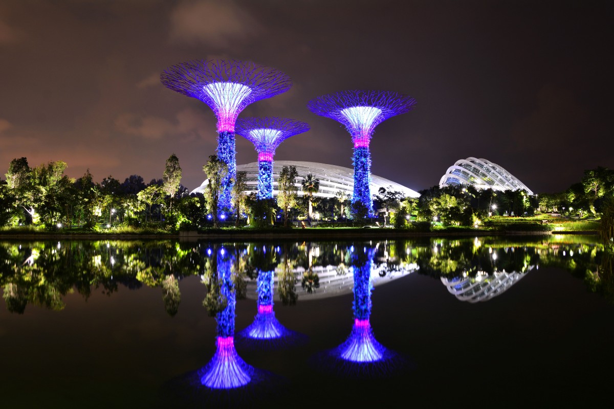 Zdjęcia: Gardens by the Bay, -Marina Sands, Singapur nocą, SINGAPUR Zdjęcia: Gardens by the Bay, -Marina Sands, Singapur nocą, SINGAPUR