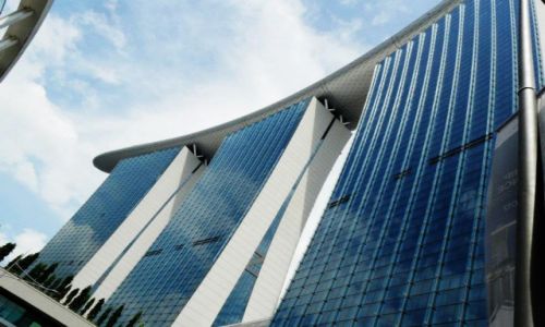 Zdjęcie SINGAPUR / Singapur / Singapur / Statki na niebie