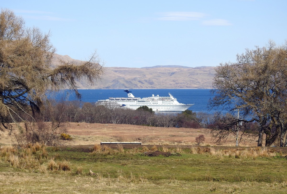 Zdjęcia: Mull, Hebrydy Wewnętrzne, Wycieczkowiec "Magellan", SINT EUSTATIUS (Holandia) Zdjęcia: Mull, Hebrydy Wewnętrzne, Wycieczkowiec "Magellan", SINT EUSTATIUS (Holandia)
