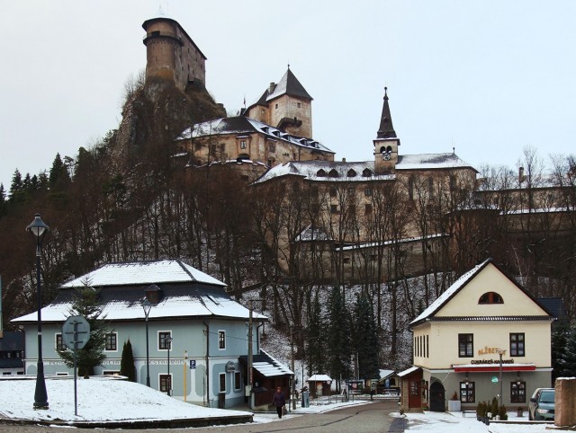 Zdj cia: Orawskie Podzamcze, Orawa, Zamek orawski, SłOWACJA Zdj cia: Orawskie Podzamcze, Orawa, Zamek orawski, SłOWACJA