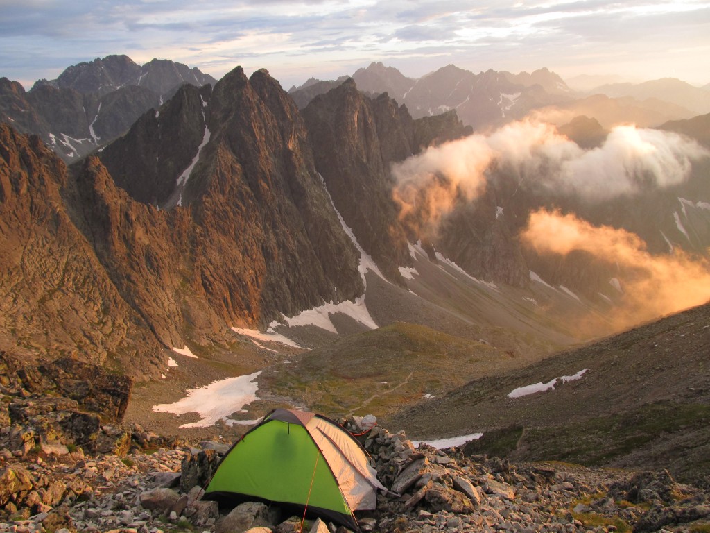 Zdjęcia: Główna Grań, tatry wysokie, widok z okna:), SłOWACJA Zdjęcia: Główna Grań, tatry wysokie, widok z okna:), SłOWACJA