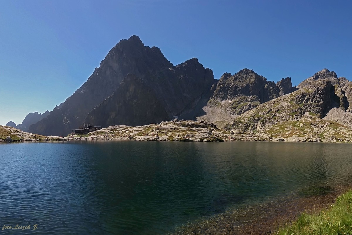 Zdjęcia: Dolina Pięciu Stawów Spiskich., Wysokie Tatry., Schronisko u podnóża Pośredniej Grani., SłOWACJA Zdjęcia: Dolina Pięciu Stawów Spiskich., Wysokie Tatry., Schronisko u podnóża Pośredniej Grani., SłOWACJA