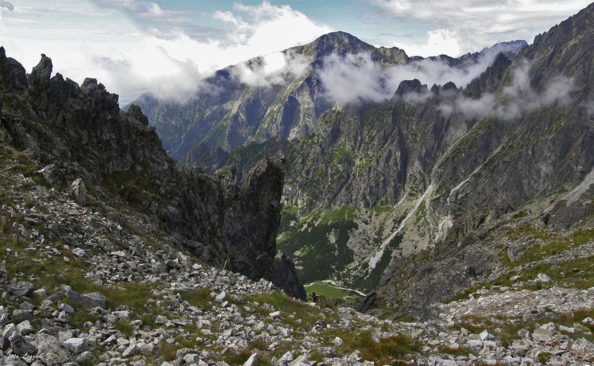 Zdjęcia: Łomnicka Baszta 2215 m., Wysokie Tatry., Sławkowski z Łomnickiej Baszty., SłOWACJA Zdjęcia: Łomnicka Baszta 2215 m., Wysokie Tatry., Sławkowski z Łomnickiej Baszty., SłOWACJA