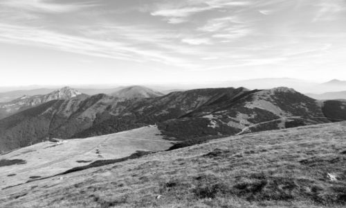 Zdjęcie SłOWACJA / w oddali wielki rozsulec i stoh / .. / Mała Fatra
