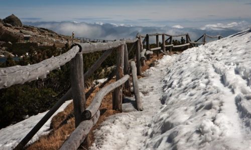 Zdjecie SOWACJA / Tatry / Skalnate pleso / ciek do chmur