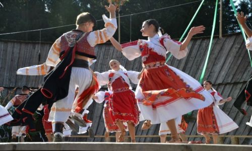 Zdj�cie S�OWACJA / - / Brestova Folklorne Slavnosti / Podpolanec z Detvy