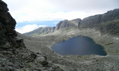 Zdjęcie SłOWACJA / tatry wysokie / widok na furkotny staw / widok z bystrej ławki