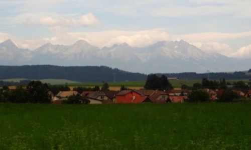 Zdjcie SOWACJA / Spisz / Hrabusice / Hrabusice na tle Tatr