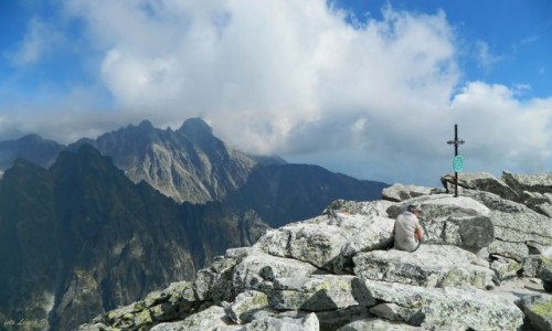 Zdjecie SOWACJA / Wysokie Tatry. / Sawkowski Szczyt 2452 m. / Na Sawkowskim Szczycie - ku uciesze i zadowoleniu wszystkich.