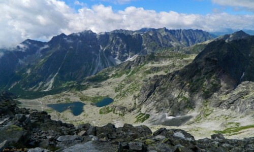 Zdjcie SOWACJA / Wysokie Tatry. / Szlak na Rysy. / abie Stawy Miguszowieckie ze szlaku na Rysy.