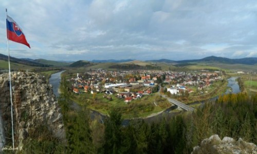 Zdjęcie SłOWACJA / Plavec / Droga krajowa 77. / Pławiedz (Plavec) z ruin zamku.