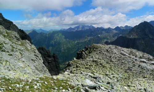 Zdjcie SOWACJA / Wysokie Tatry. / Szlak na Rysy. / Widok z Przeczy Waga.(Waha)