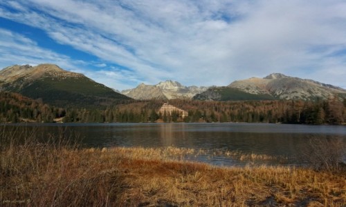 Zdjęcie SłOWACJA / Wysokie Tatry. / Szczyrbski Staw. / Szczyrbski Staw jesienią.