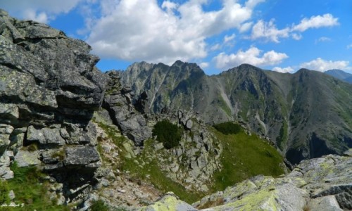 Zdjcie SOWACJA / Wysokie Tatry. / Szlak na Skrajne Solisko. / Gra Baszt ze Skrajnego Soliska.