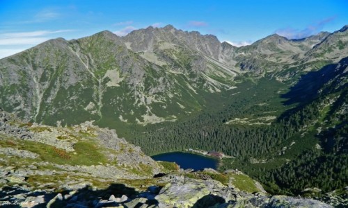 Zdjecie SOWACJA / Wysokie Tatry. / Osterwa 1984 m. / Popradzki Staw z Osterwy.
